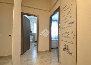 Three-room apartment Via Alessandro Manzoni, Gessate - photo 16