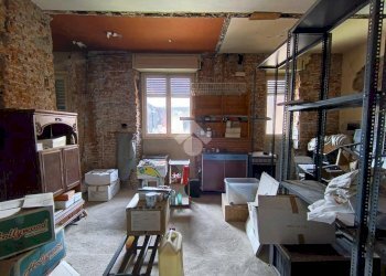 Three-room apartment Via Dante Alighieri, Robecco sul Naviglio - photo 12