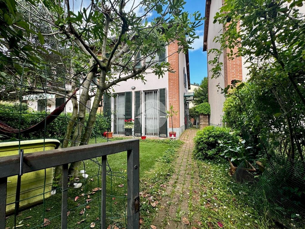 Villa a Schiera via cascina la fornace, Peschiera Borromeo - foto 1
