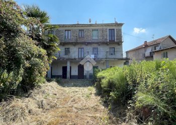 Casa semi indipendente Piazza Savona, Monastero Bormida - foto 1