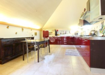 Three-room apartment Via Gandhi, Vittuone - photo 3