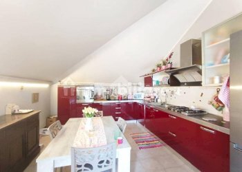 Three-room apartment Via Gandhi, Vittuone - photo 4