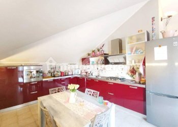 Three-room apartment Via Gandhi, Vittuone - photo 5