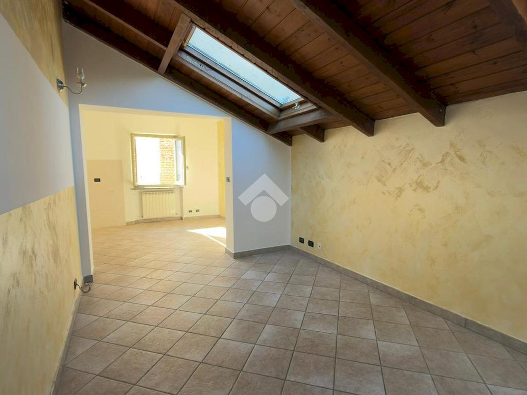 Three-room apartment Via mazzini, Crescentino - photo 1