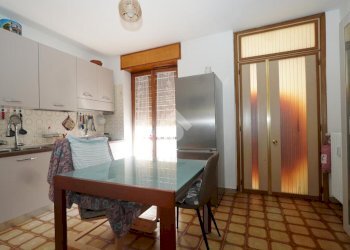 Apartment Corso inghilterra, Susa - photo 10