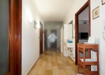 Apartment Corso inghilterra, Susa - photo 13