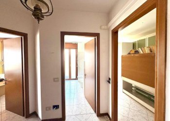 Three-room apartment Via Giuseppe Di Vittorio, Settimo Milanese - photo 15