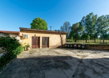 Shop Via Antonio Olearo, Casale Monferrato - photo 12