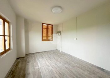 Rustic Str. Campasso, Savigliano - photo 16