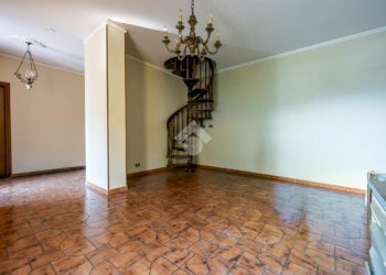 Portion of a house Via S. Giovanni Bosco, Busca - photo 6