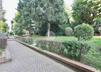 Quadrilocale Via San Carlo Borromeo, Rho - foto 35