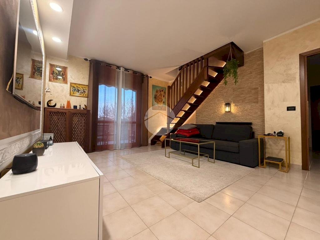 Appartamento Via Pietro Pastero, Brandizzo - foto 1