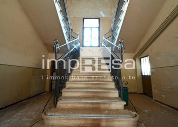 Foto 9 - Stable - Palace Via Roma
 
21, Paese - photo 9