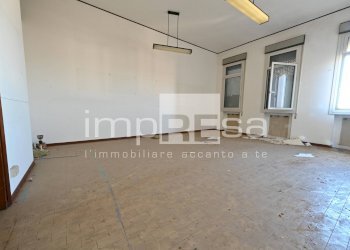 Foto 15 - Stable - Palace Via Roma
 
21, Paese - photo 15