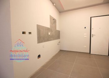 Foto 1 - Three-room apartment VIALE FALZONI GALLERANI, Cento - photo 1