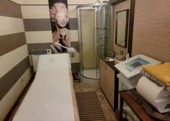 Foto 3 - Commercial Premises via roma
 
5, Nogara - photo 3