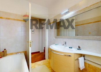 Bagno - Trilocale Via Enrico Fermi
 
11, Parabiago - foto 34