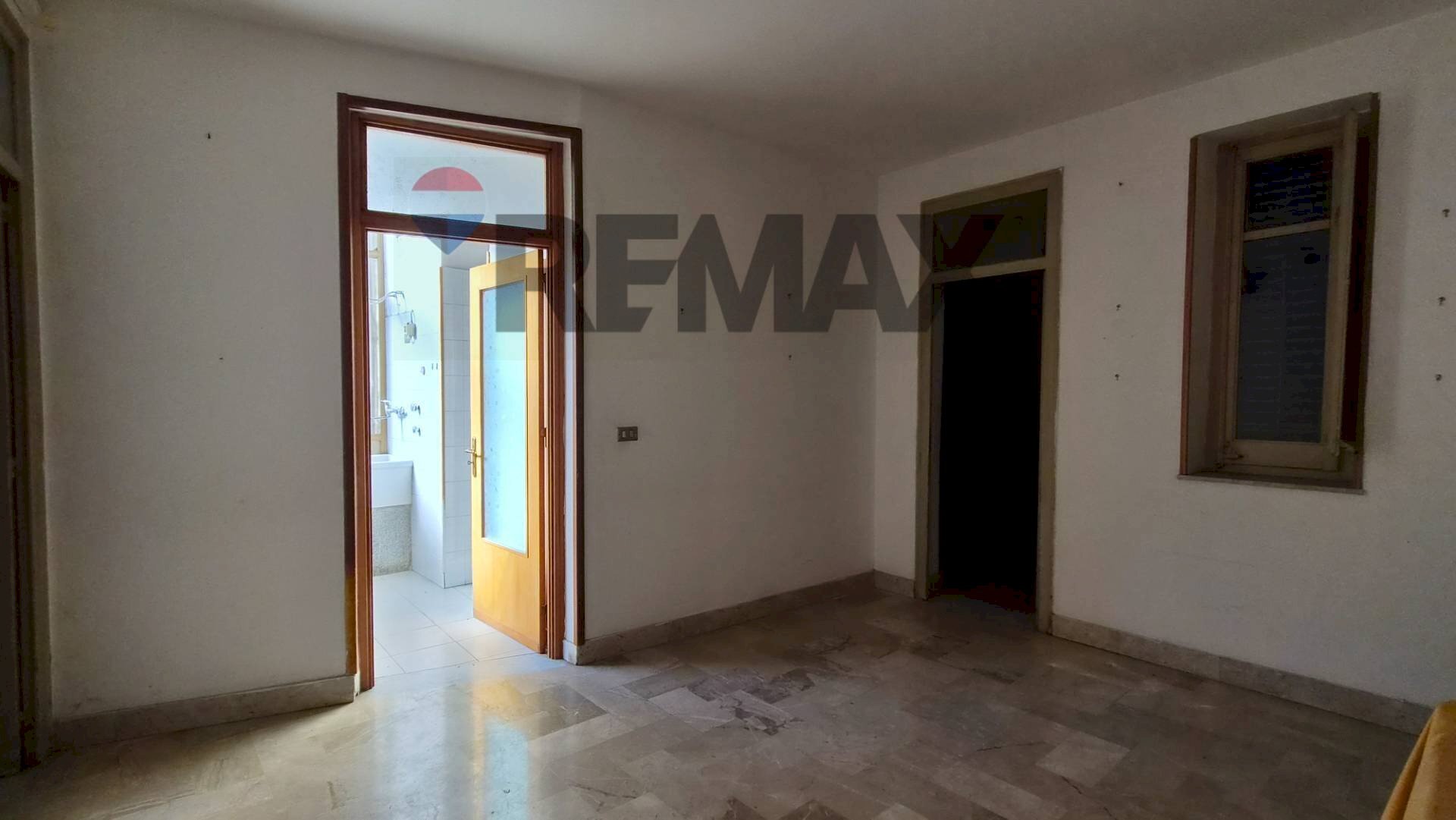Stanza vuota - Quadrilocale Via Francesco Baracca
 
18, Palermo - foto 1