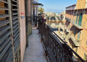 Balcone - Quadrilocale Via Francesco Baracca
 
18, Palermo - foto 2