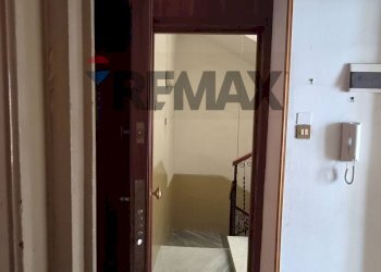 Hall / corridoio - Quadrilocale Via Francesco Baracca
 
18, Palermo - foto 12