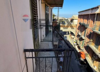Balcone - Quadrilocale Via Francesco Baracca
 
18, Palermo - foto 26