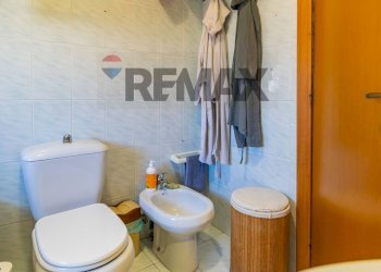 Bagno - Three-room apartment Via Nuova
 
45, Valverde - photo 12