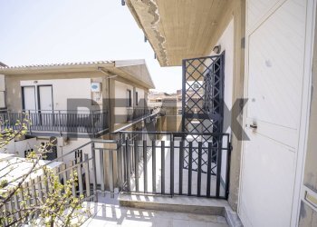 Balcone - Trilocale Via Nuova
 
45, Valverde - foto 2