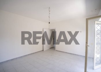Stanza vuota - Trilocale Via Nuova
 
45, Valverde - foto 25