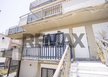 Edificio all\'aperto - Trilocale Via Nuova
 
45, Valverde - foto 30
