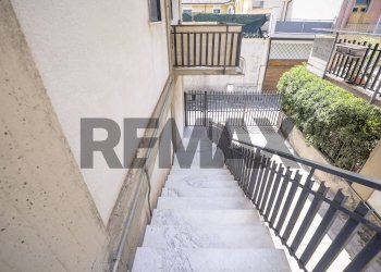 Balcone - Trilocale Via Nuova
 
45, Valverde - foto 32