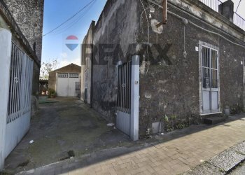 Casa all\'aperto - Casa semi indipendente Via Cappelluzza
 
13, Acireale - foto 2