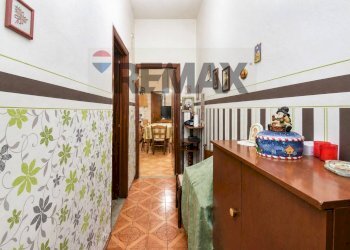 Hall / corridoio - Casa semi indipendente Via Cappelluzza
 
13, Acireale - foto 6