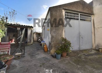 Casa all\'aperto - Casa semi indipendente Via Cappelluzza
 
13, Acireale - foto 24