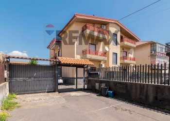 Casa all\'aperto - Trilocale Via Del Mandorlo
 
76, Misterbianco - foto 1