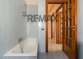 Bagno - Trilocale Via Del Mandorlo
 
76, Misterbianco - foto 11