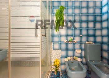 Bagno - Apartment Via Sant'angelo Custode
 
4, Catania - photo 23