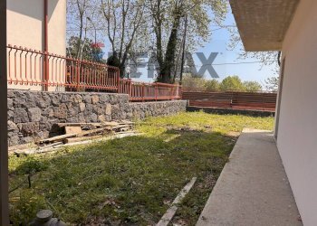 Giardino - Semi-detached house Via Giuseppe Garibaldi
 
31, Viagrande - photo 7