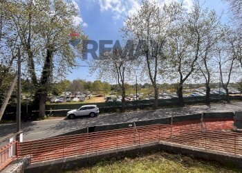 Edificio all\'aperto - Semi-detached house Via Giuseppe Garibaldi
 
31, Viagrande - photo 12