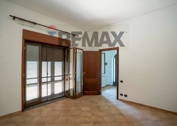 Stanza vuota - Villa Via Concetto Marchesi
 
12, Pedara - photo 27