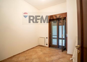Stanza vuota - Villa Via Concetto Marchesi
 
12, Pedara - photo 29