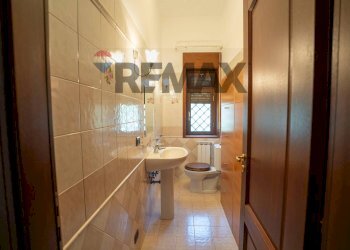 Bagno - Villa Via Concetto Marchesi
 
12, Pedara - photo 37