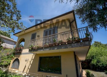 Casa all\'aperto - Villa Via Concetto Marchesi
 
12, Pedara - photo 1
