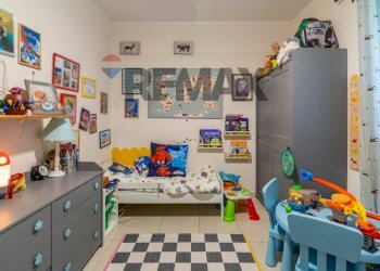 Camera / camera da letto - Casa semi indipendente Via Roma
 
157, San Pietro Clarenza - foto 15