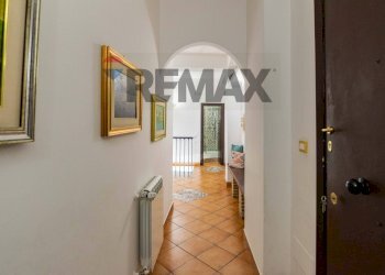 Hall / corridoio - Apartment Via Del Bosco
 
5, Catania - photo 2