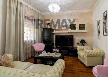 Soggiorno - Apartment Via Del Bosco
 
5, Catania - photo 7