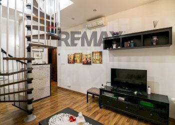 Soggiorno - Apartment Via Del Bosco
 
5, Catania - photo 15