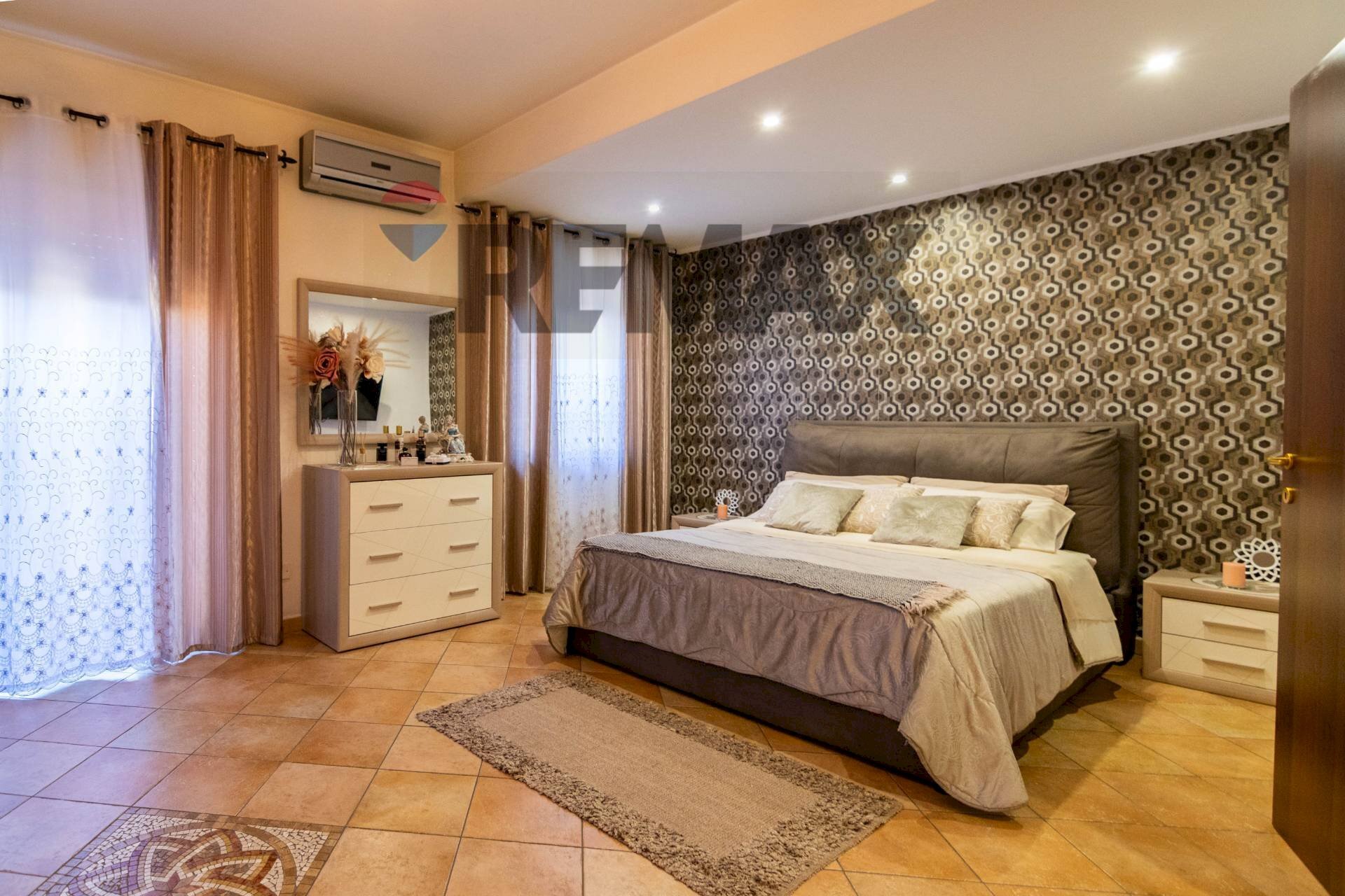 Camera / camera da letto - Three-room apartment Via Matteo Gaudioso
 
11, Catania - photo 3
