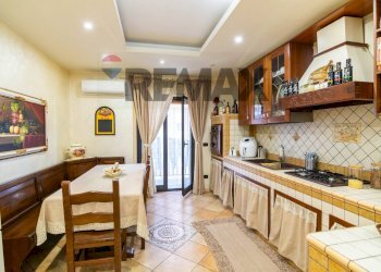 Cucina - Three-room apartment Via Matteo Gaudioso
 
11, Catania - photo 18