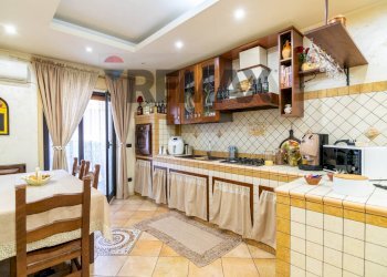Cucina - Three-room apartment Via Matteo Gaudioso
 
11, Catania - photo 21