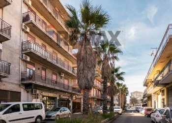 Edificio all\'aperto - Three-room apartment Via Matteo Gaudioso
 
11, Catania - photo 25